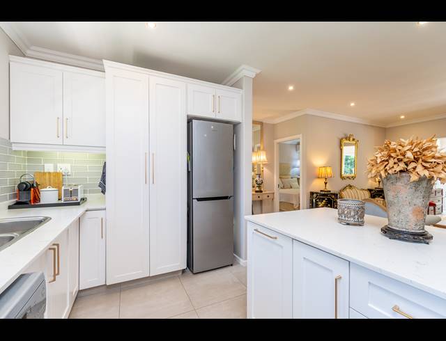 3 BEDROOM SECTIONAL TITLE FOR SALE IN BALLITO CENTRAL